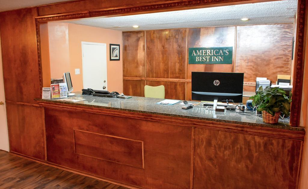 America'S Best Inn Montgomery 몽고메리 외부 사진