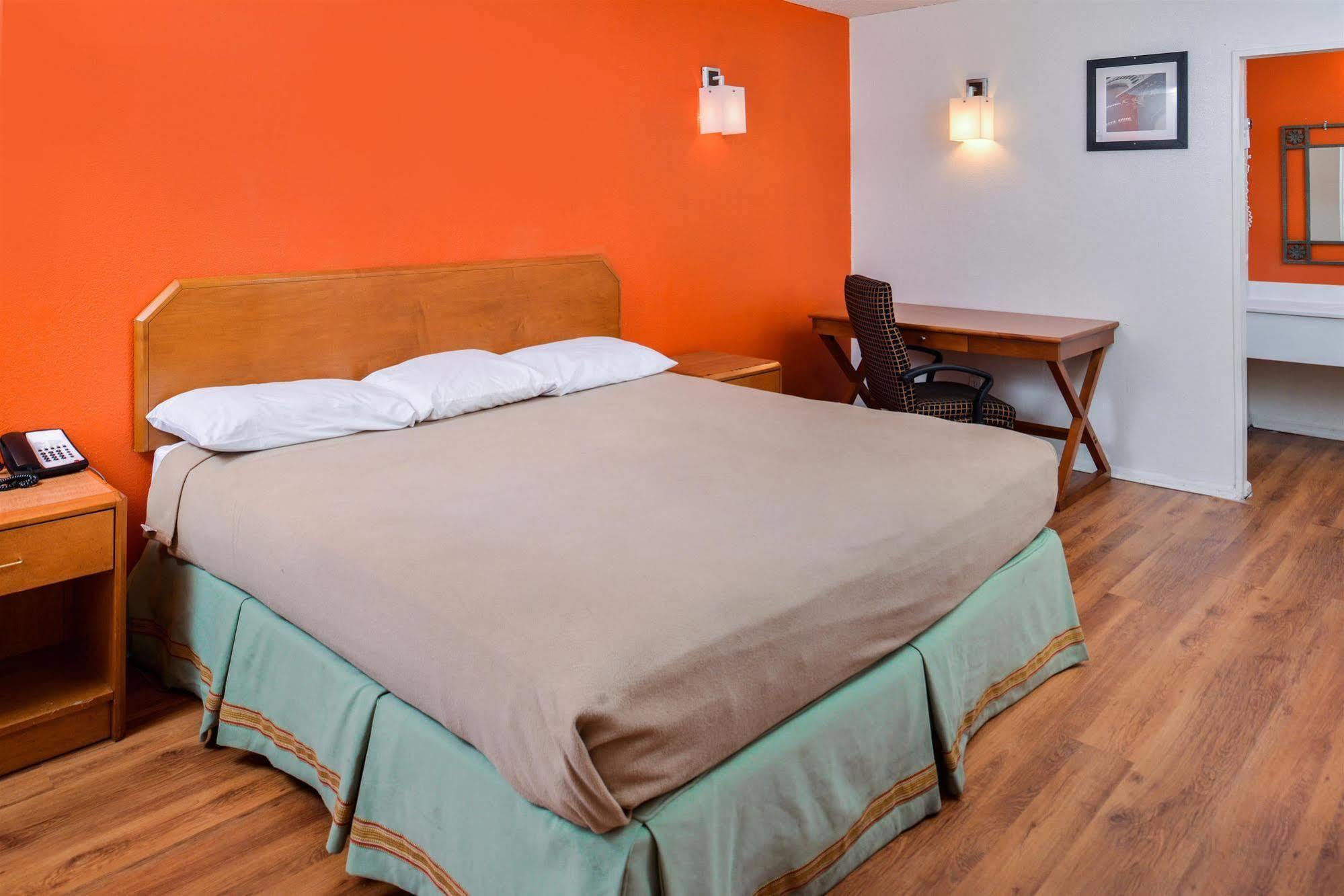 America'S Best Inn Montgomery 몽고메리 외부 사진
