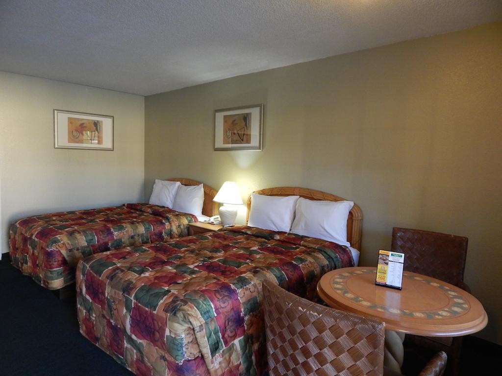 America'S Best Inn Montgomery 몽고메리 외부 사진